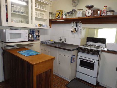 Kirazz Cottage - Tourism Gold Coast 7