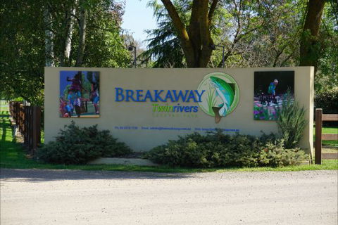 Breakaway Twin Rivers Caravan Park - Tourism Gold Coast 9