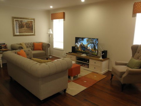C&C's Bed And Breakfast - Tourism Gold Coast 7