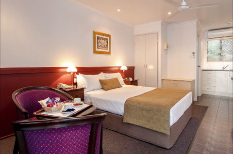 Central Studio Accommodation - Tourism Gold Coast 0