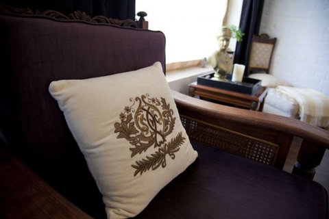 Chiltern Cottage And Indigo Suite - Tourism Gold Coast 4