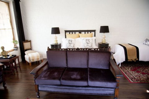 Chiltern Cottage And Indigo Suite - Tourism Gold Coast 5