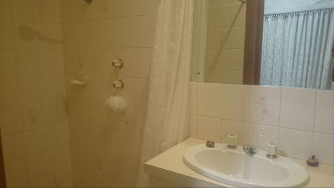 Gaerwood B & B - Tourism Gold Coast 3