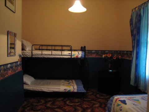 Kingfisher Lodge Edithburgh - Tourism Gold Coast 3