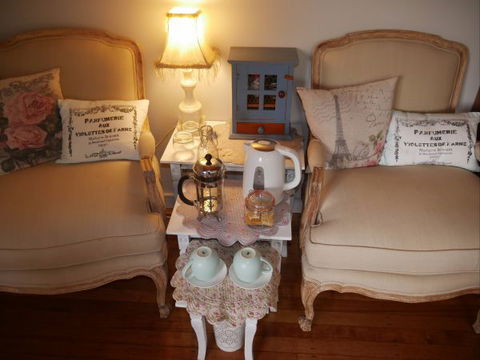 La Perrie Chalet Bed And Breakfast - Tourism Gold Coast 2