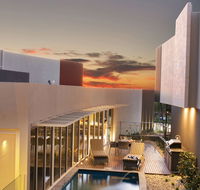 The Frames - Luxury Riverland Accommodation - Tourism Gold Coast