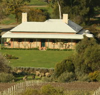 Oliver's White Hill Bed and Breakfast - Tourism Gold Coast