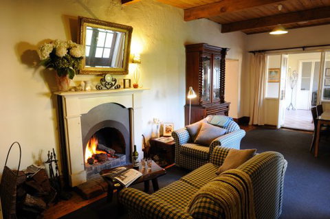 Merrijig Inn - Tourism Gold Coast 5