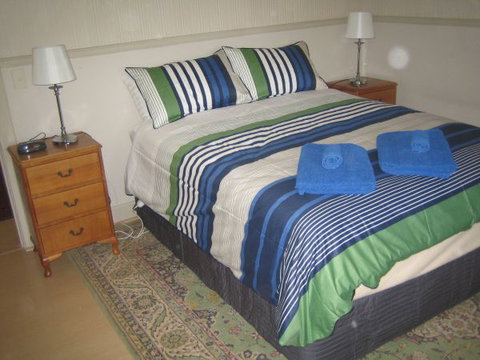 Naracoorte – Showgrounds Cottage - Tourism Gold Coast 4