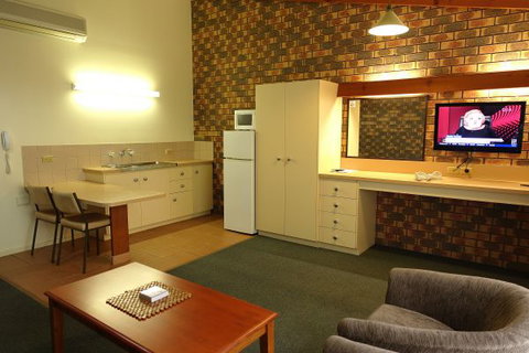 Pinnacle Holiday Lodge - Tourism Gold Coast 3