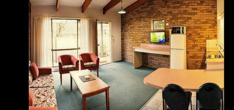 Pinnacle Holiday Lodge - Tourism Gold Coast 4