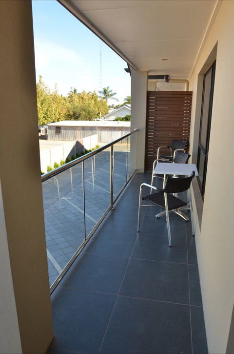 Renmark Holiday Apartments - Tourism Gold Coast 6