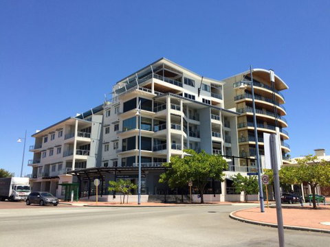 Rockingham Apartments - Tourism Gold Coast 0
