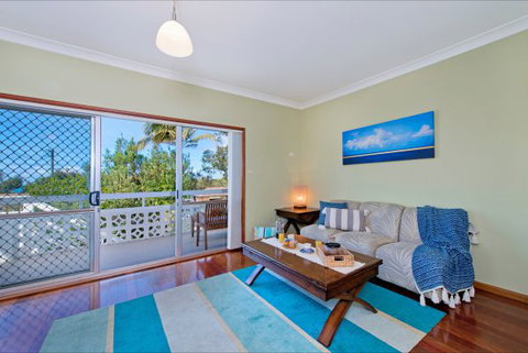 Salt Breeze - Tourism Gold Coast 2