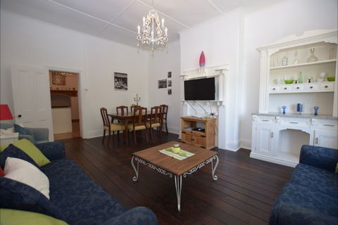 The Provincial Bed & Breakfast - Tourism Gold Coast 2