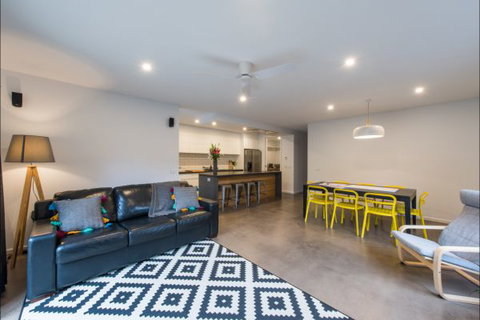The Bright House - Tourism Gold Coast 3