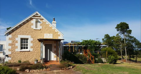 The Old Drik Drik Schoolhouse Retreat - Tourism Gold Coast 0