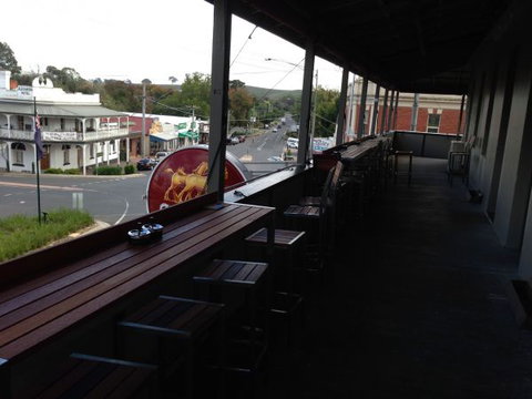 The Corner Hotel Alexandra - Tourism Gold Coast 1