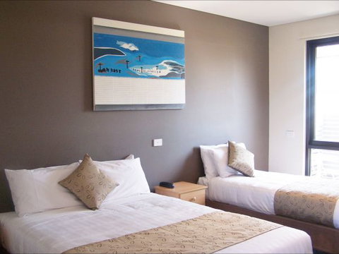 The Foreshore Motel & Tavern (Hobart) Lauderdale - Tourism Gold Coast 7