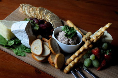 Ti-Tree Village Ocean Grove - Tourism Gold Coast 6