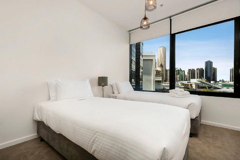 Melbourne Holiday Apartments Flinders Wharf - Tourism Gold Coast 14