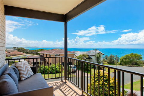 Apricari - Tourism Gold Coast 0