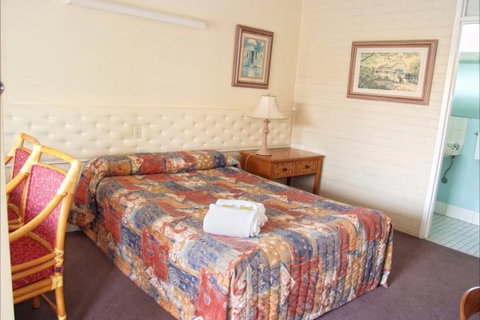 Arkana Motel - Tourism Gold Coast 6