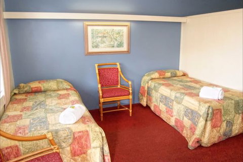 Arkana Motel - Tourism Gold Coast 7