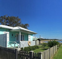 Aurora Beachfront Cottage - Tourism Gold Coast