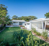 Back Beach Bungalow - Tourism Gold Coast