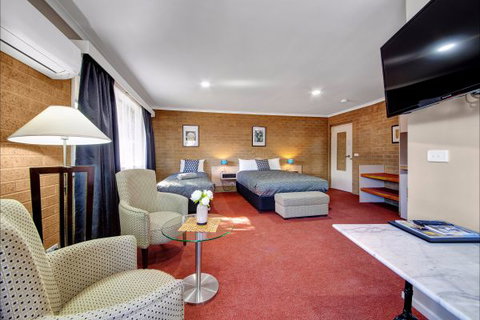 Central Deborah Motel - Tourism Gold Coast 4