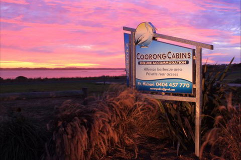 Coorong Cabins - Tourism Gold Coast 0