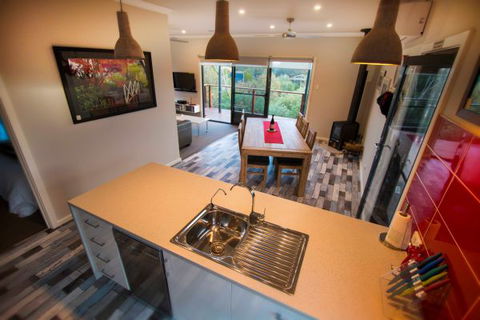 Coorong Cabins - Tourism Gold Coast 4