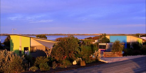 Coorong Cabins - Tourism Gold Coast 1