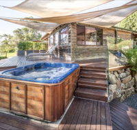 Coach House Hill Cottage - Tourism Gold Coast
