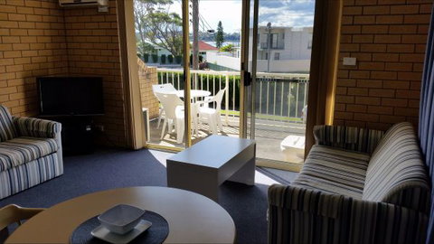 Dolphins Of Mollymook Motel - Tourism Gold Coast 3