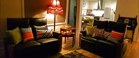 Fox And Hound Apartments - Tourism Gold Coast 1