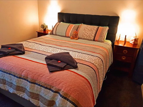 Fox And Hound Apartments - Tourism Gold Coast 5