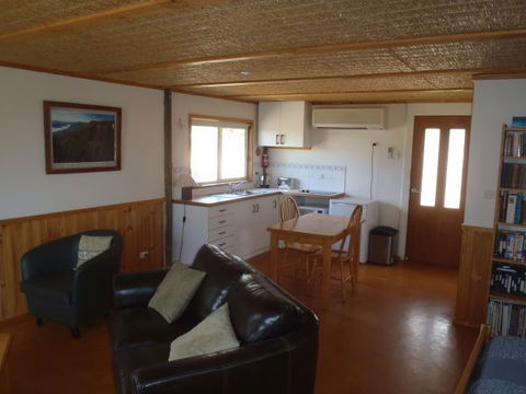 Guy's Cross Farm Cottage - Tourism Gold Coast 4