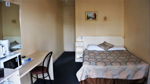 Jacksons Motor Inn - Tourism Gold Coast 2