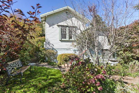 Katoomba Green Gables - Tourism Gold Coast 0