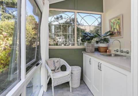 Katoomba Green Gables - Tourism Gold Coast 9