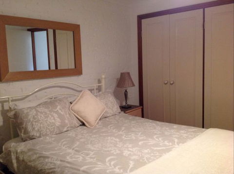Kimber's Apartments On Gurwood - Tourism Gold Coast 2