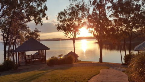 Lake Awoonga Caravan Park - Tourism Gold Coast 0