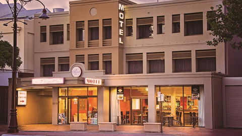 The OConnell Inn - Tourism Gold Coast 0