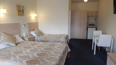 Jacksons Motor Inn - Tourism Gold Coast 11