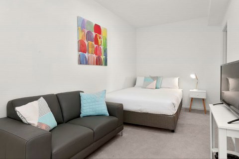 Melbourne Holiday Apartments Flinders Wharf - Tourism Gold Coast 0