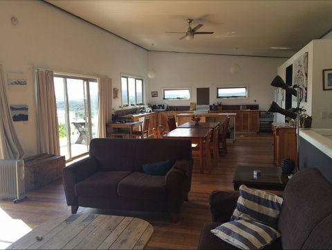 Morning Mist - Tourism Gold Coast 0