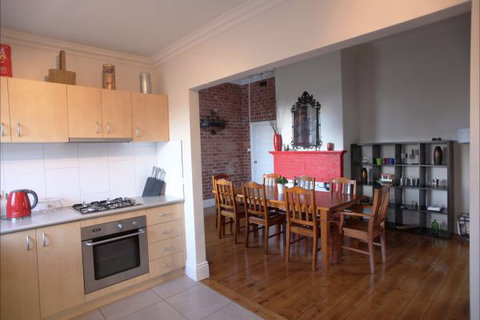 Montabella Guest House - Tourism Gold Coast 2