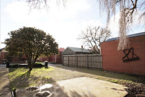 Montabella Guest House - Tourism Gold Coast 8